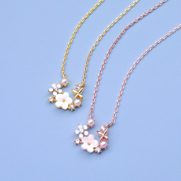 White Flower Necklace