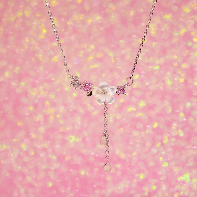 Happy Blossom Necklace